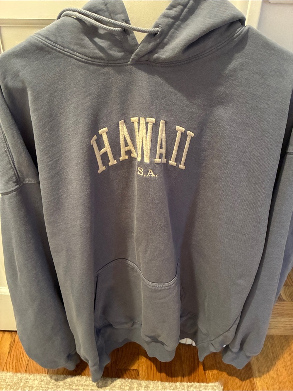Brandy Melville Dusty Blue 'Hawaii U.S.A.' Pullover Hoodie